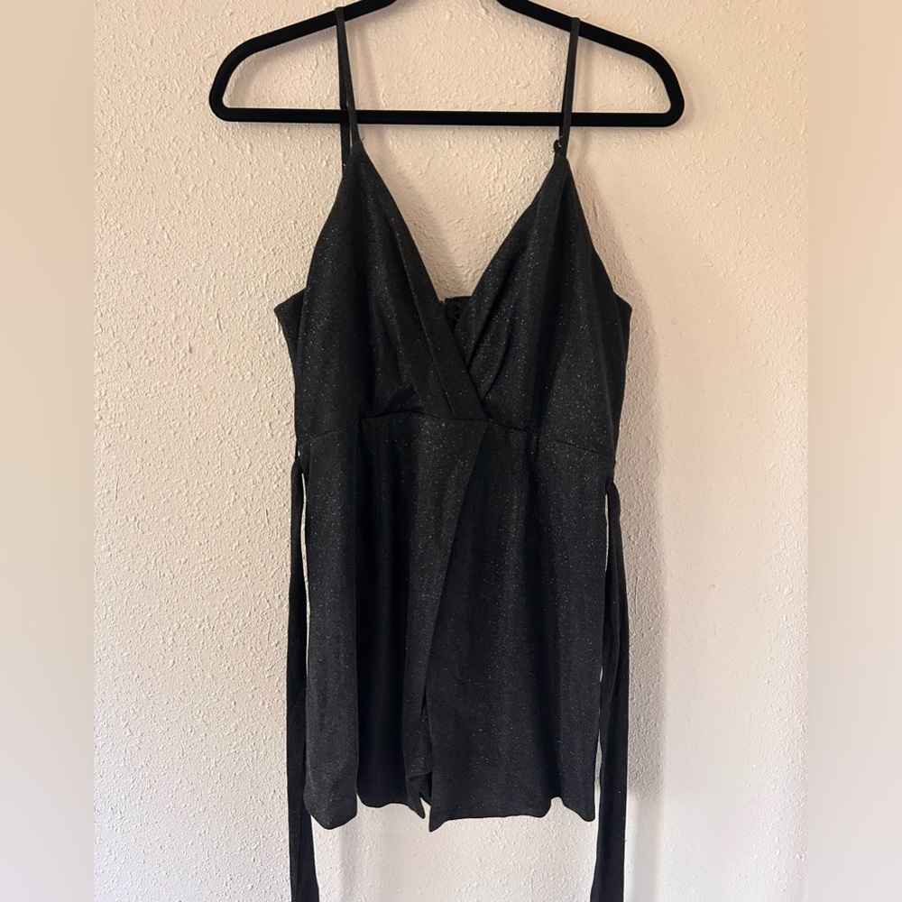 Women’s Glitter black Romper | Large | EUC | Illa Illa